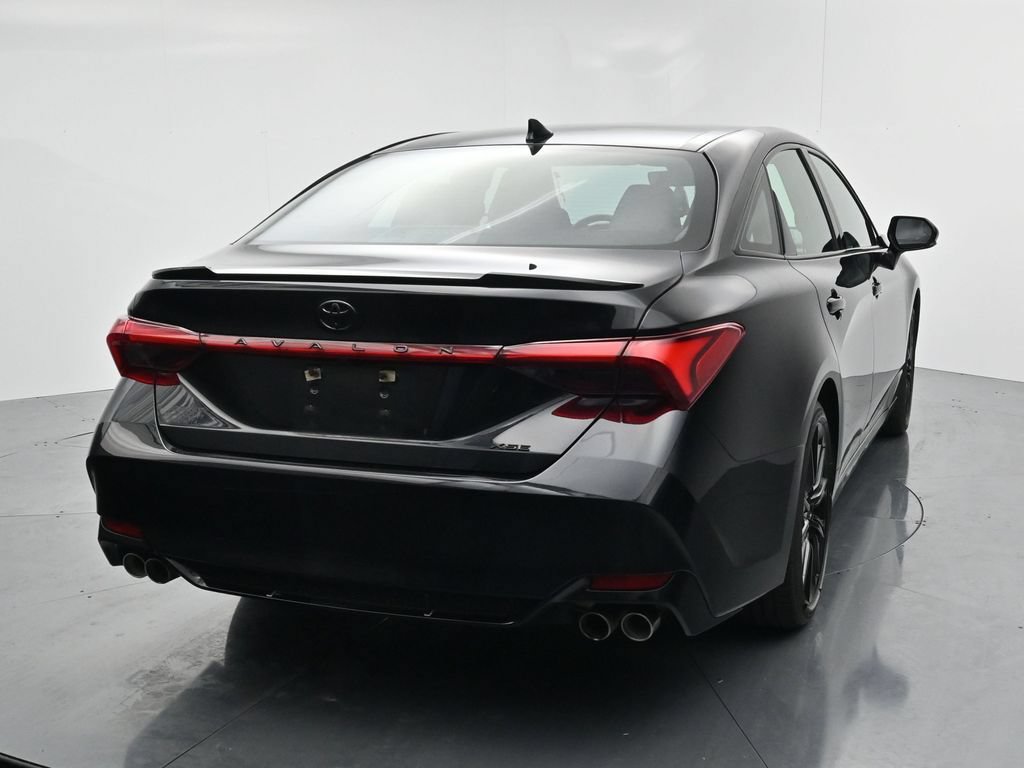 Used 2021 Toyota Avalon XSE FWD image 6