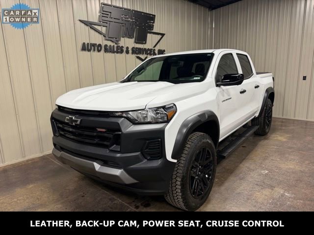 Used 2024 Chevrolet Colorado Trail Boss w/ Technology Package image 1