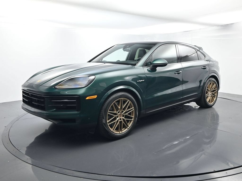 Certified 2025 Porsche Cayenne S AWD/4WD image 1