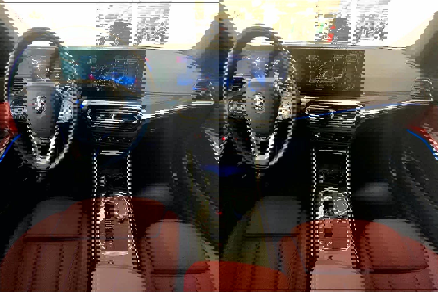 Certified 2024 BMW 330i xDrive Sedan w/ Convenience Package image 16