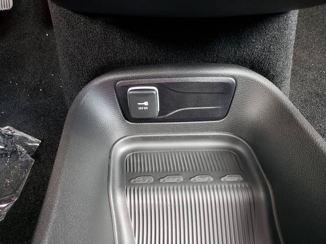 New 2027 Chrysler Pacifica Select FWD image 20