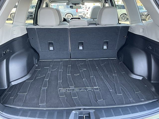 Used 2021 Subaru Forester Limited image 19
