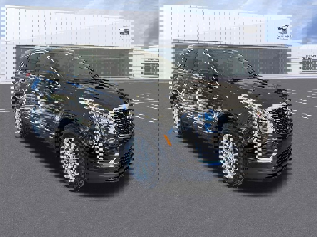 New 2026 Cadillac XT5 Luxury w/ LPO, Floor Liner Package AWD/4WD image 1