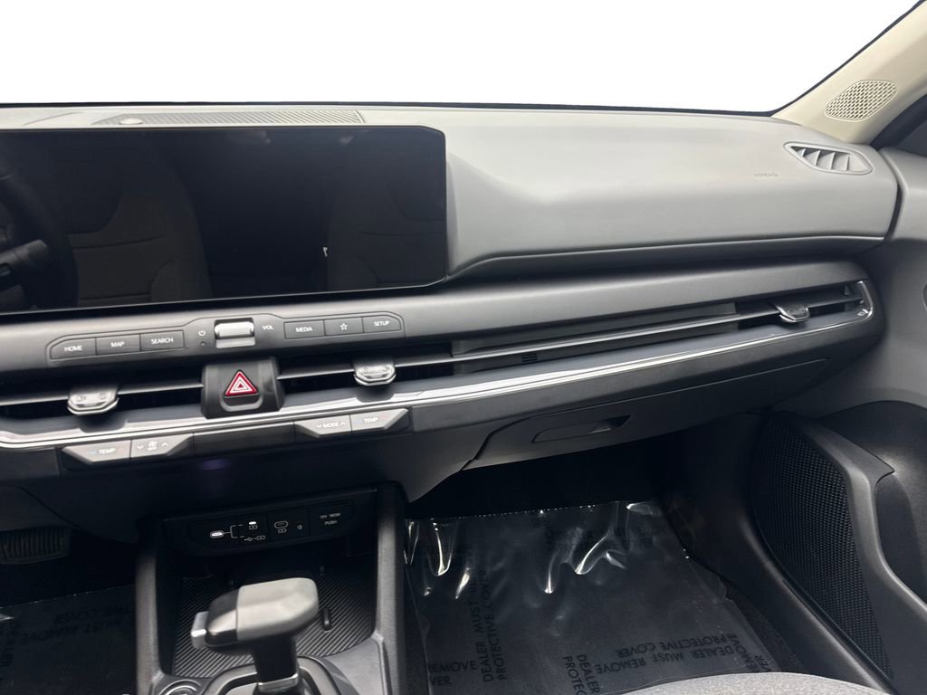 Used 2025 Kia K4 EX FWD image 54