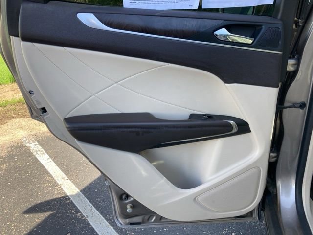 Used 2019 Lincoln MKC Reserve w/ MKC Technology Package AWD/4WD image 25