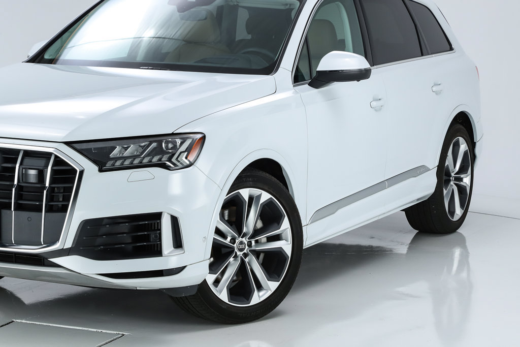 Used 2023 Audi Q7 3.0T Prestige AWD/4WD image 4