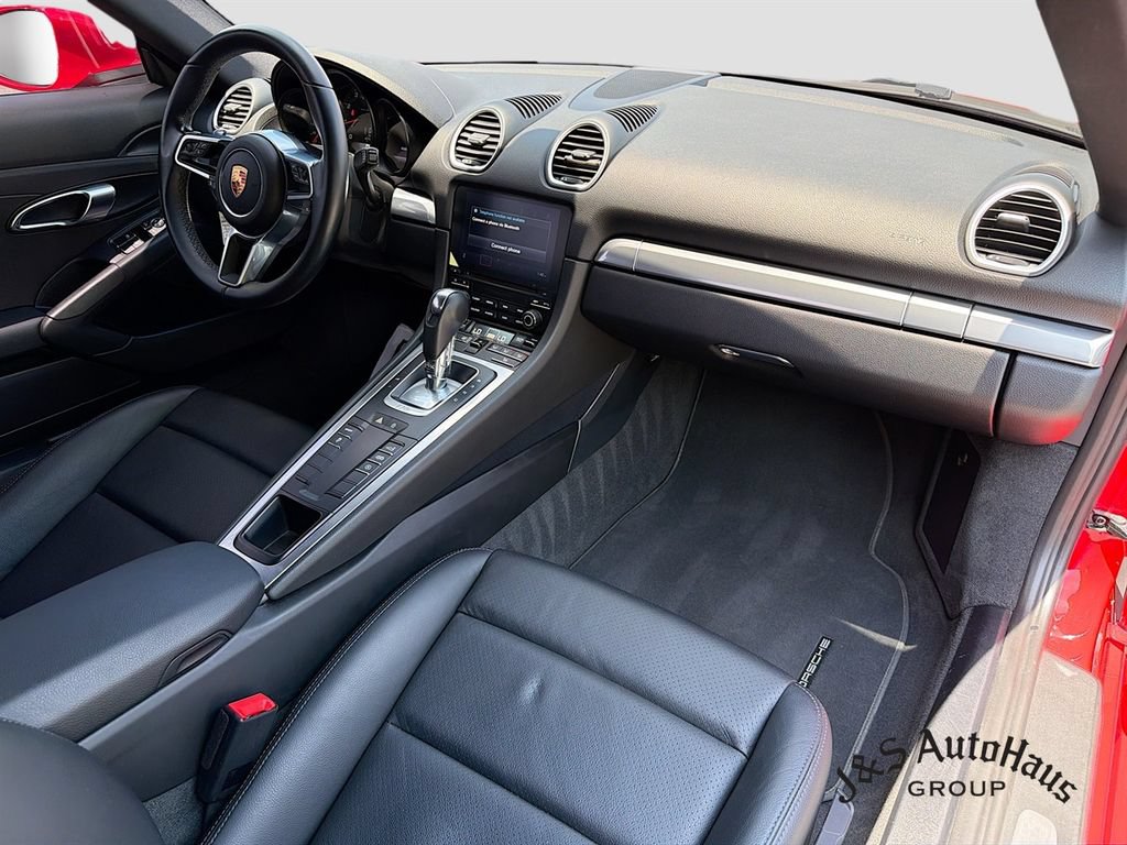 Used 2019 Porsche 718 Cayman RWD image 32