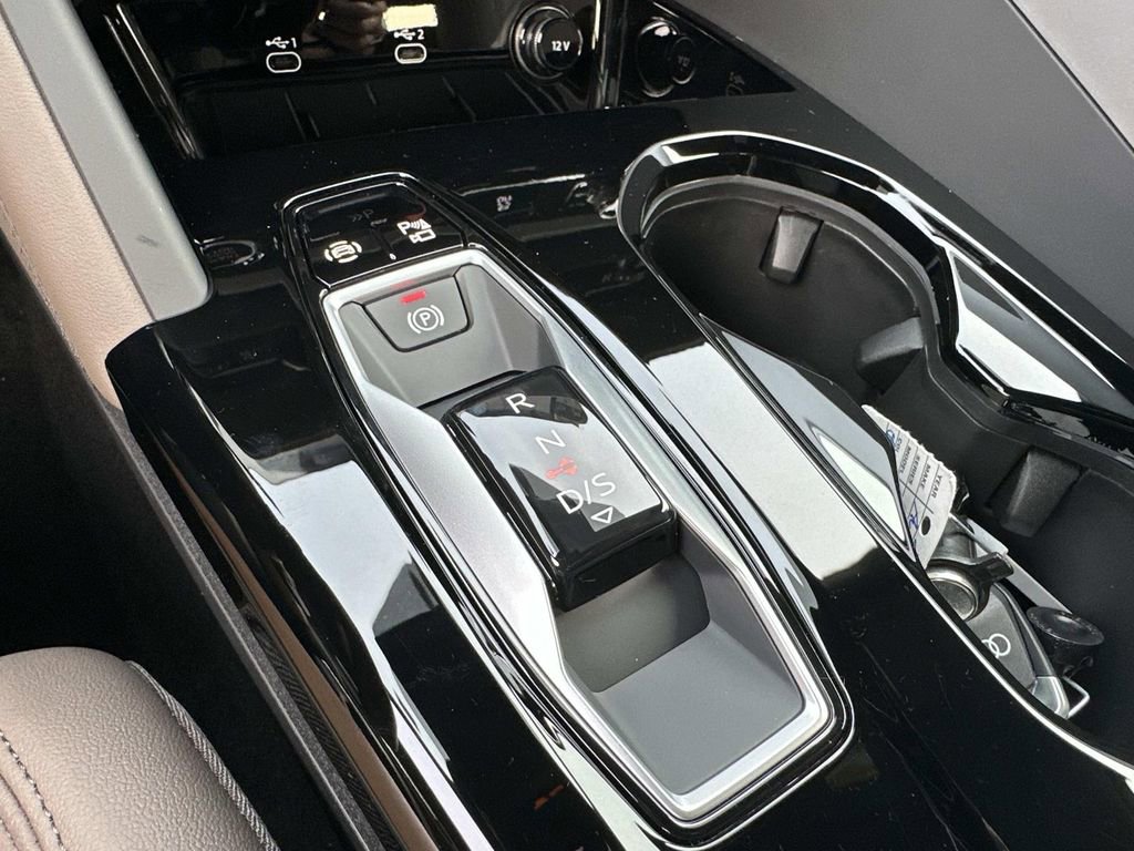 New 2025 Audi Q5 2.0T Premium Plus image 22