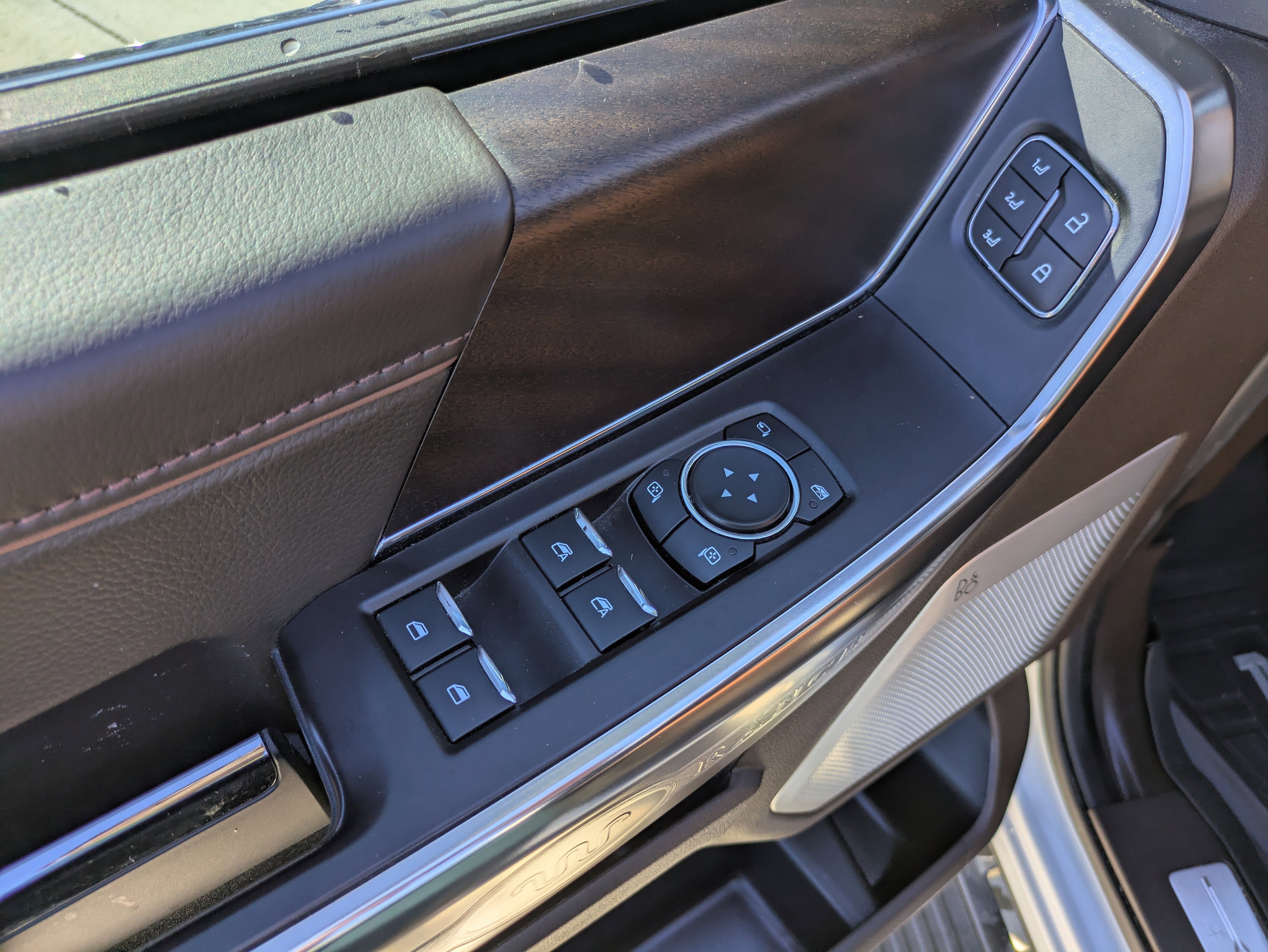 Used 2023 Ford F150 King Ranch w/ Equipment Group 601A High image 11