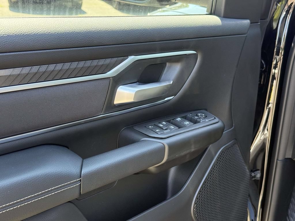 New 2026 RAM 1500 Big Horn AWD/4WD image 31