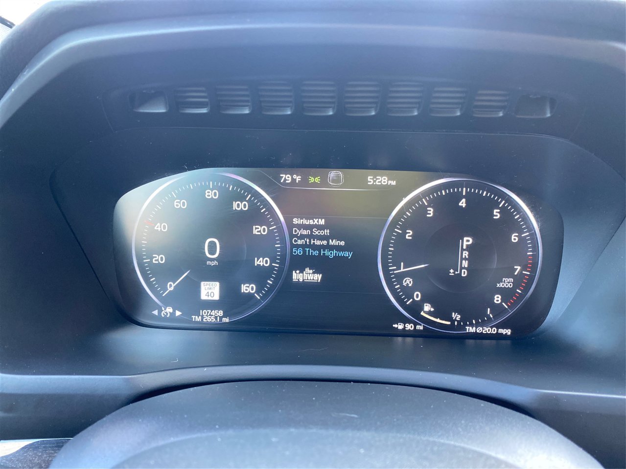 Used 2018 Volvo XC90 T6 Momentum w/ Convenience Package image 28