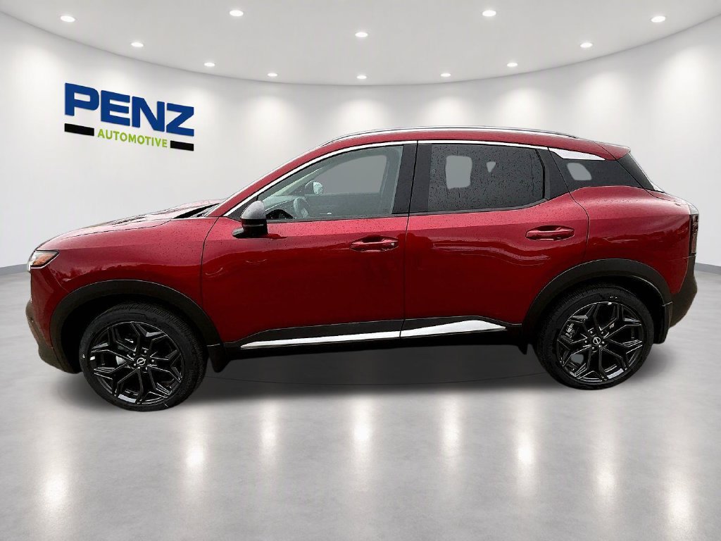 Used 2026 Nissan Kicks SR w/ SR Premium Package AWD/4WD image 5