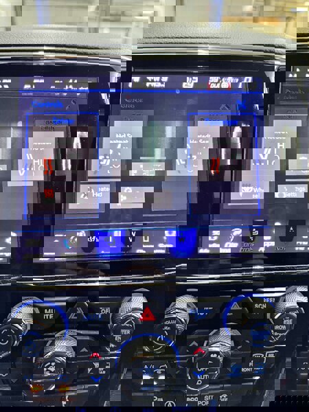 Used 2020 Jeep Grand Cherokee Altitude image 10