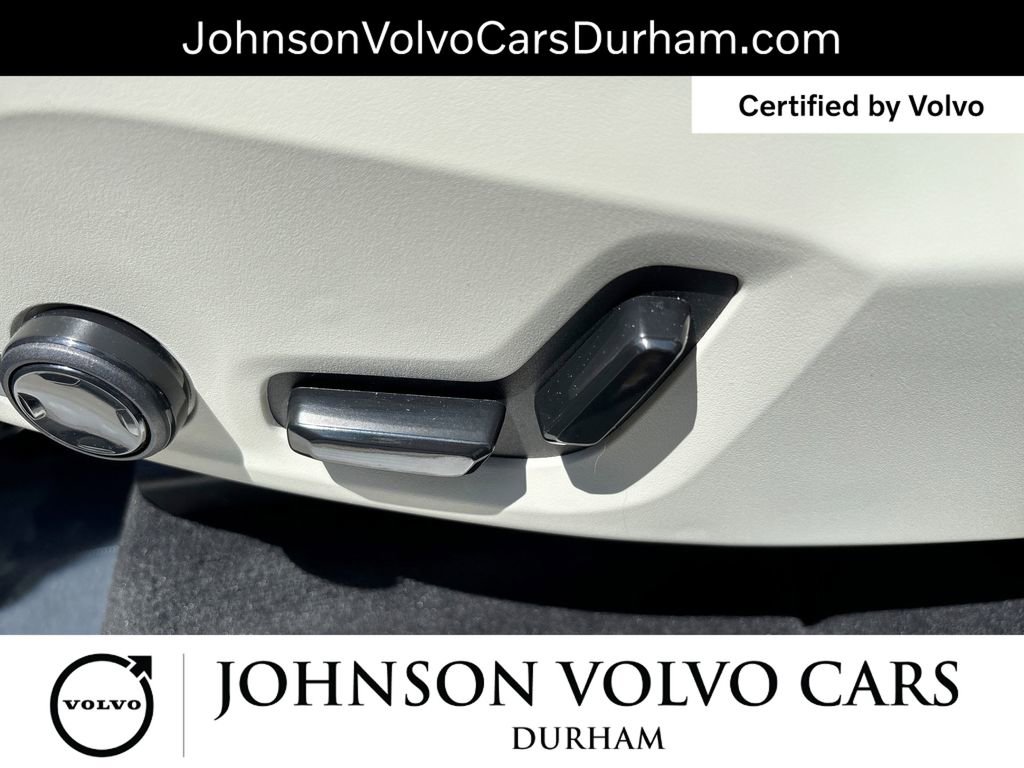 Certified 2023 Volvo XC60 B5 Ultimate w/ Protection Package Premier FWD image 15