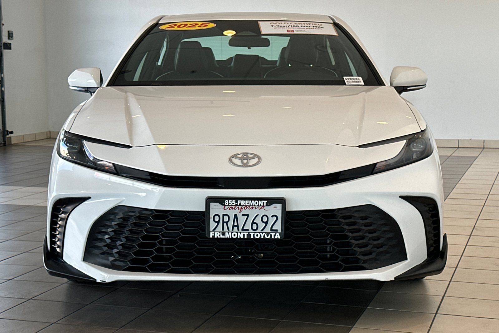 Certified 2025 Toyota Camry SE FWD image 9