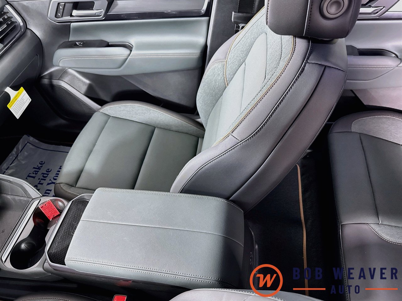 New 2026 GMC Terrain AT4 w/ Technology Package II AWD/4WD image 28