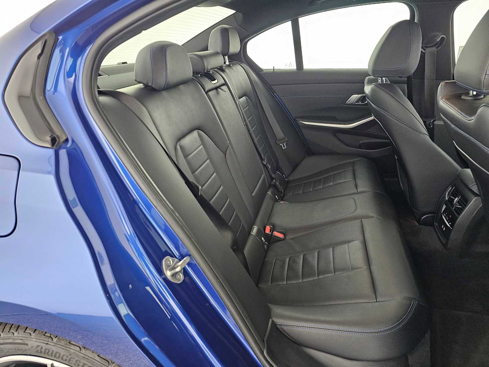 Used 2023 BMW M340i image 12