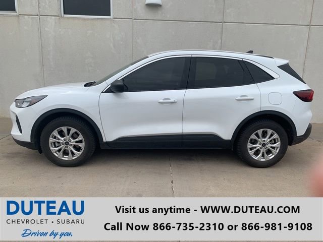 Used 2023 Ford Escape Active AWD/4WD image 1