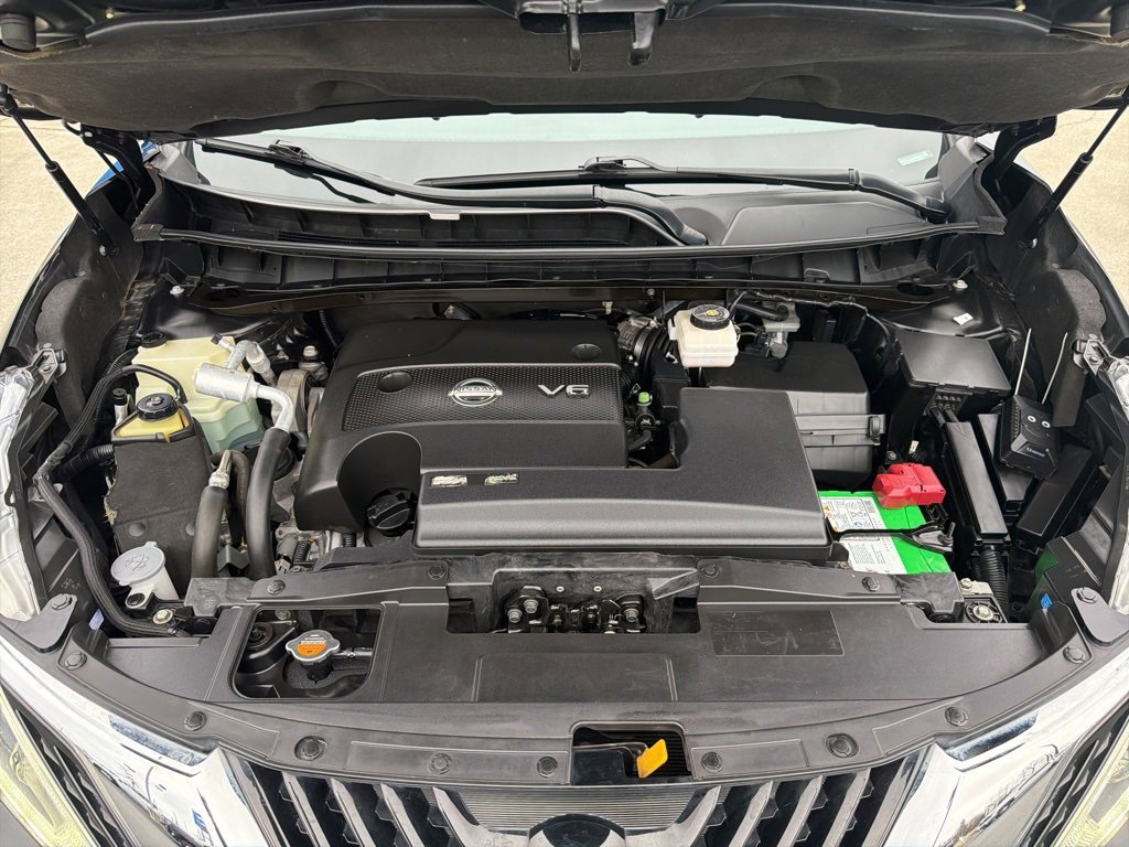 Used 2018 Nissan Murano SV image 24
