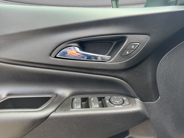 Used 2020 Chevrolet Equinox LT AWD/4WD image 11