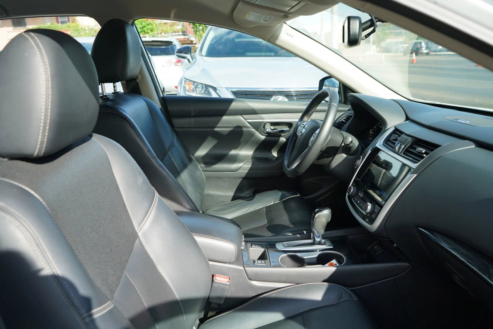 Used 2018 Nissan Altima 2.5 SL FWD image 22