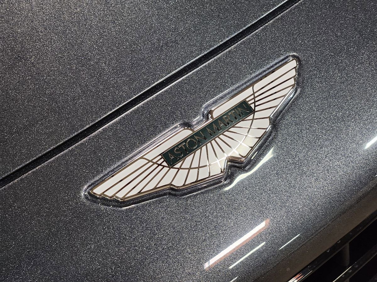 Used 2023 Aston Martin V12 Vantage image 38
