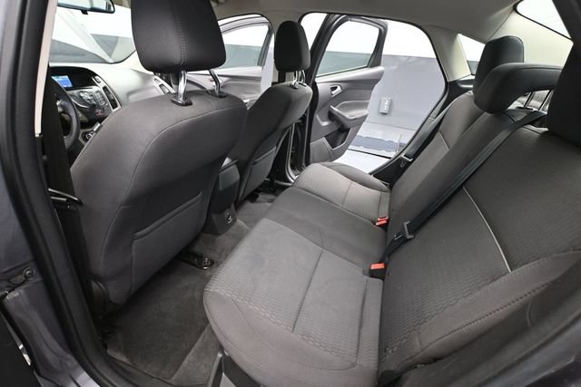 Used 2012 Ford Focus SEL FWD image 32