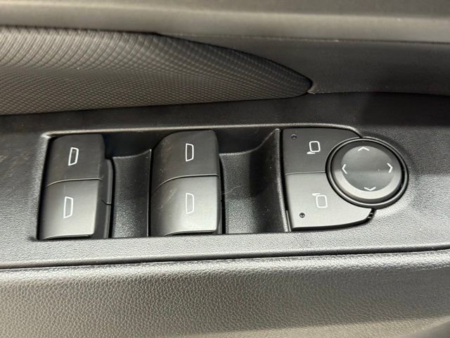 New 2026 Chevrolet Equinox EV LT w/ Comfort Package image 28