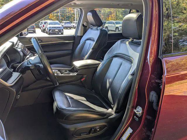 Certified 2021 Jeep Grand Cherokee L Limited w/ MOPAR Finishing Package AWD/4WD image 23