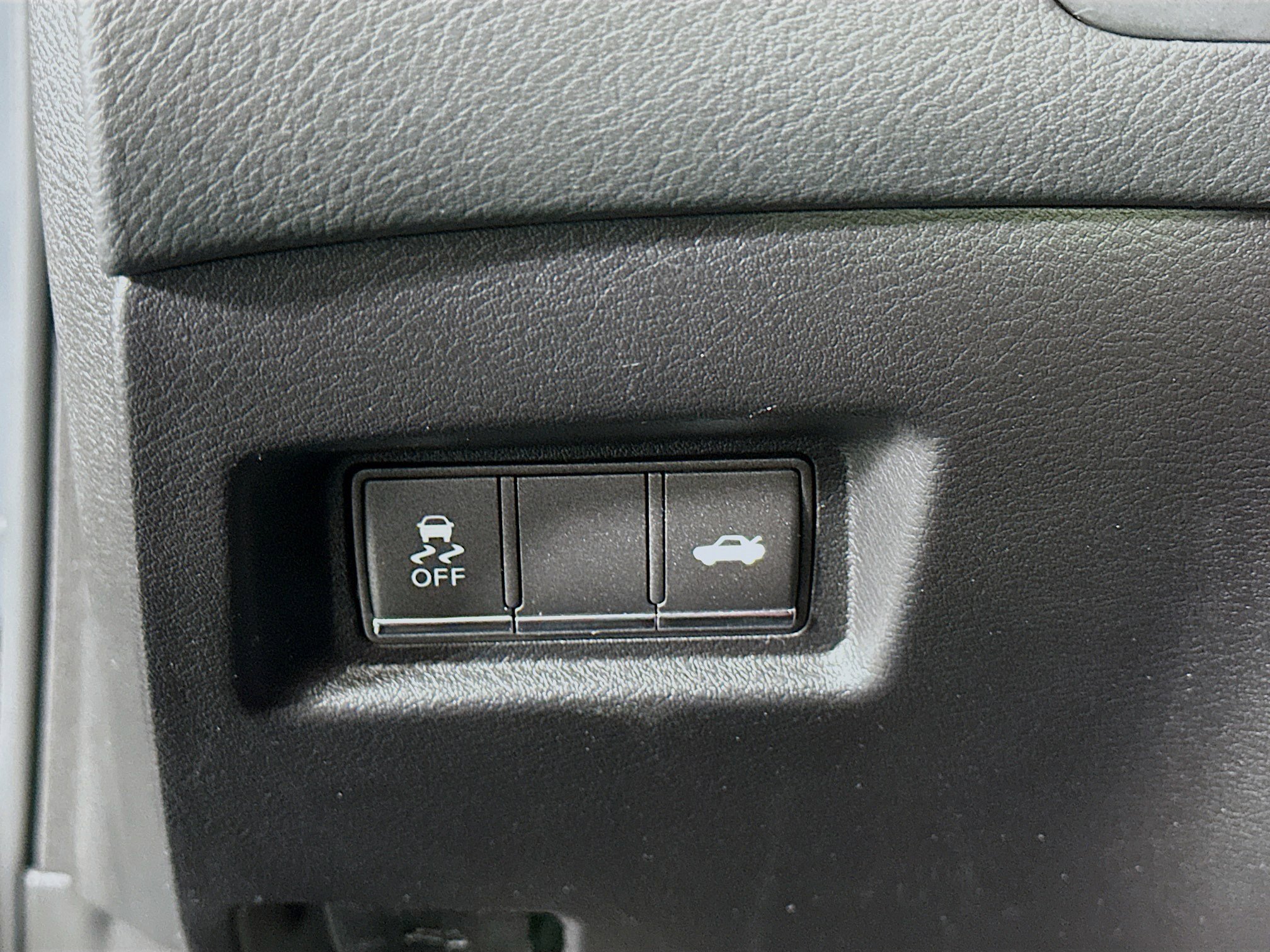 Used 2022 INFINITI Q60 Red Sport 400 w/ Cargo Package image 17