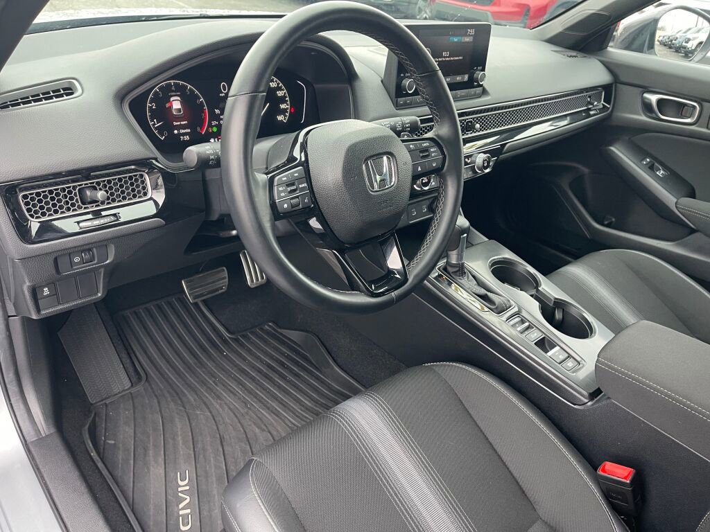 Certified 2025 Honda Civic Sport image 5