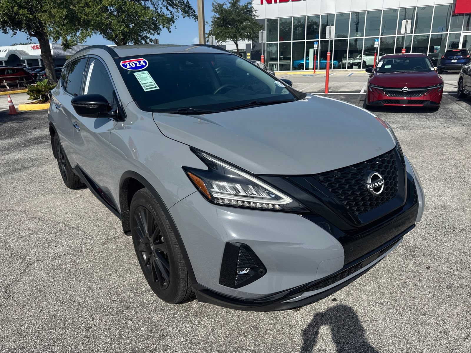 Certified 2024 Nissan Murano SV w/ SV Midnight Edition Package FWD image 6