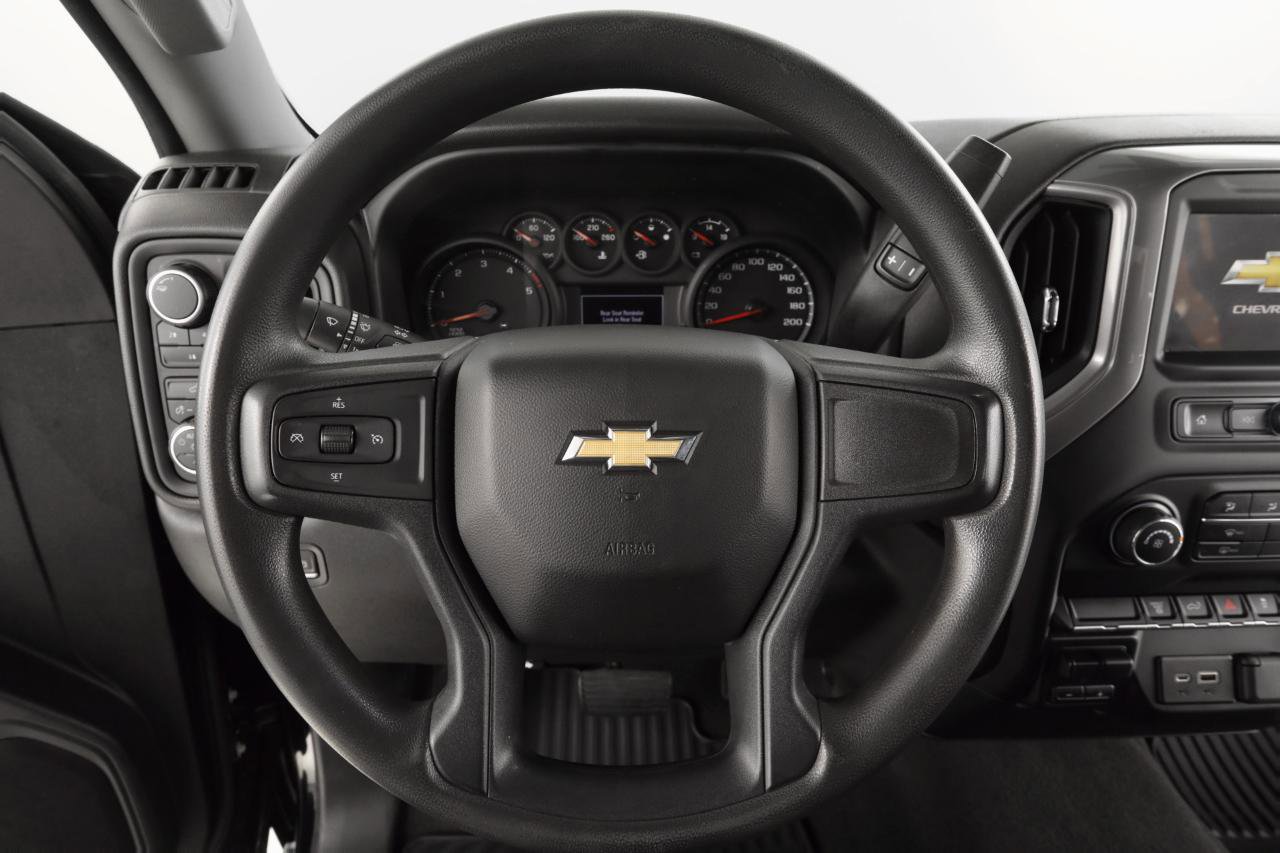 Used 2022 Chevrolet Silverado 2500 Custom w/ Custom Value Package image 14