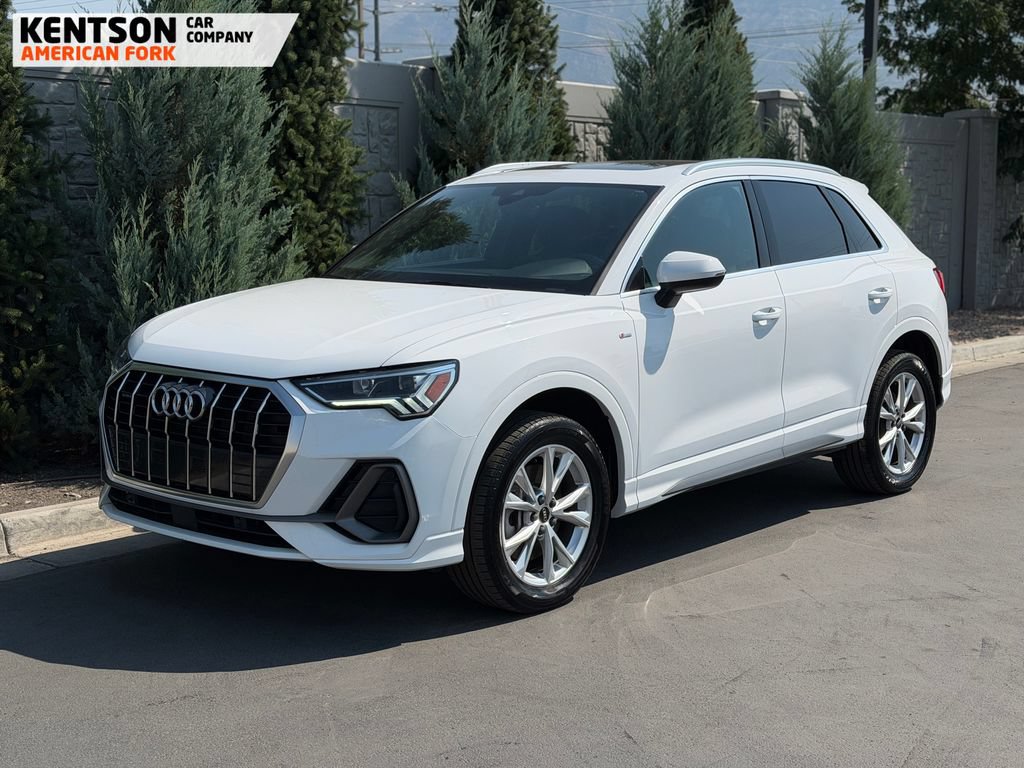 Used 2025 Audi Q3 2.0T Premium AWD/4WD image 3