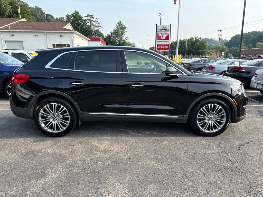 Used 2017 Lincoln MKX Reserve w/ Driver Assistance Package AWD/4WD image 6