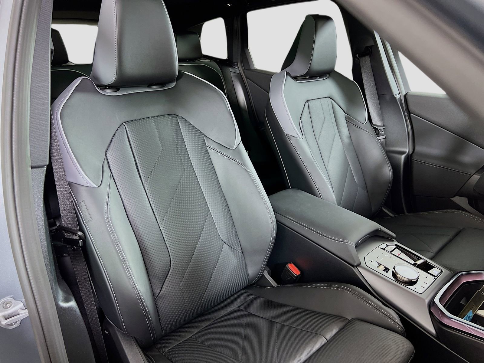 New 2025 BMW X3 xDrive30i w/ Premium Package image 26