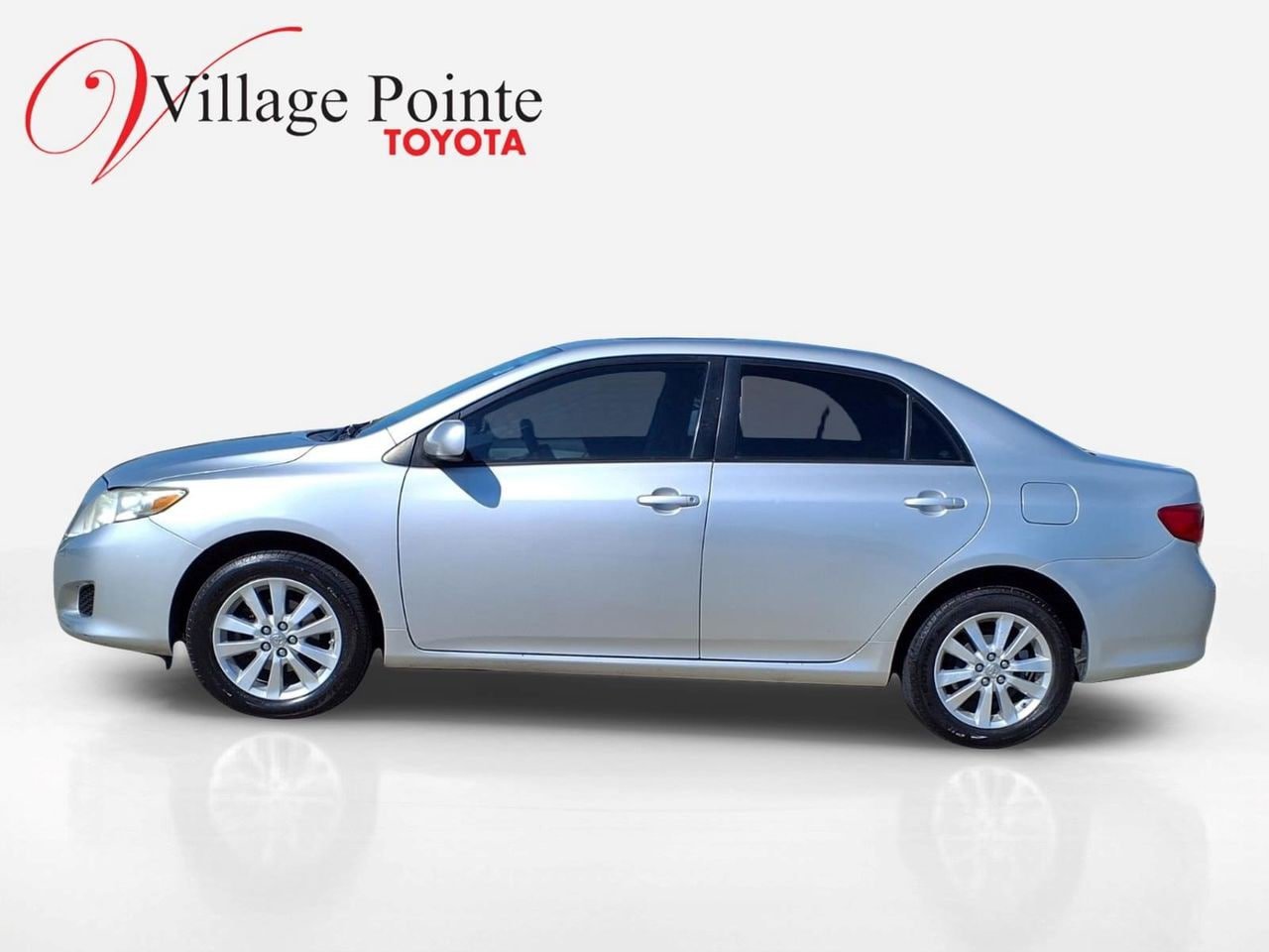 Used 2009 Toyota Corolla XLE w/ All Weather Guard Pkg FWD image 2