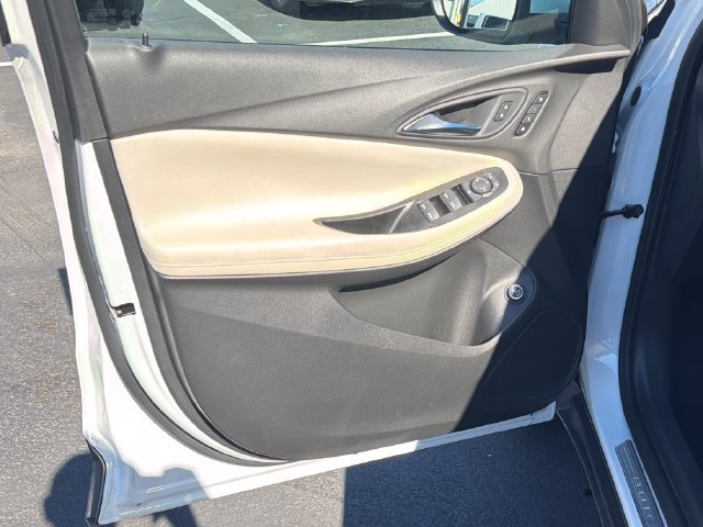 Certified 2023 Buick Encore GX Essence w/ Experience Buick Package AWD/4WD image 11