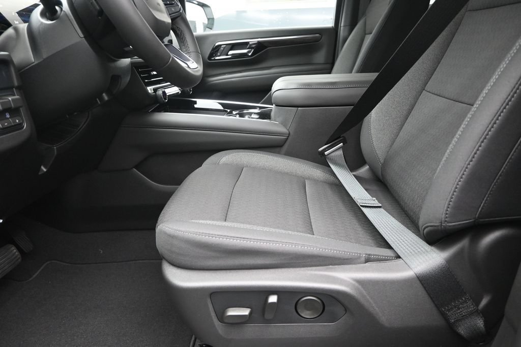 New 2026 Chevrolet Tahoe LS w/ Max Trailering Package AWD/4WD image 13