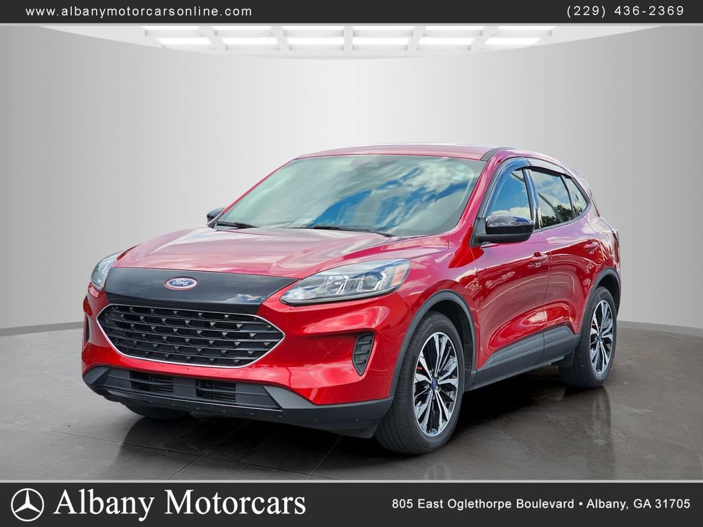 Used 2022 Ford Escape SE w/ SE Sport Appearance Package