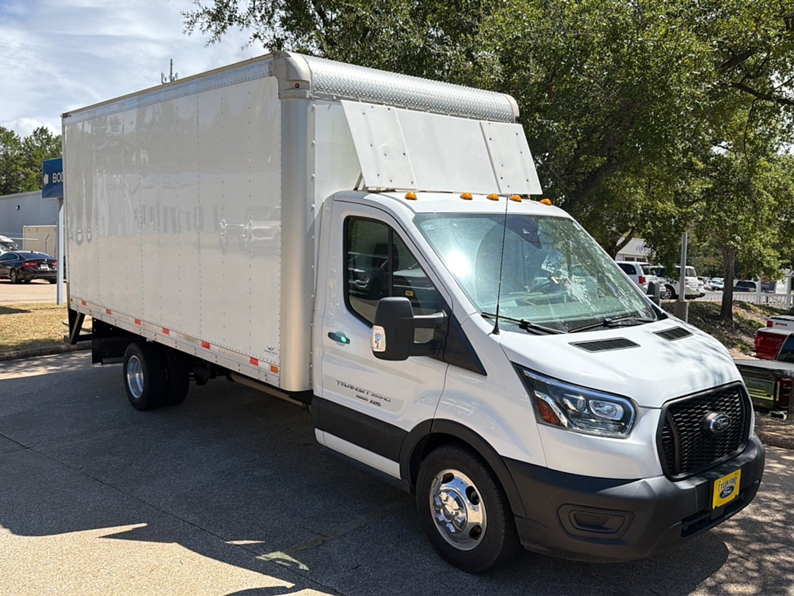 Used 2023 Ford Transit 350 Low Roof DRW AWD w/ Ambulance Prep Package image 2