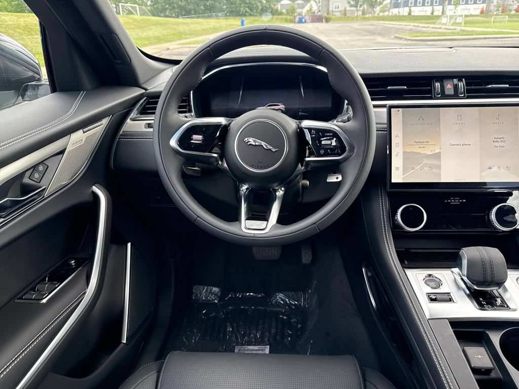 New 2026 Jaguar F-PACE R-Dynamic S AWD/4WD image 11