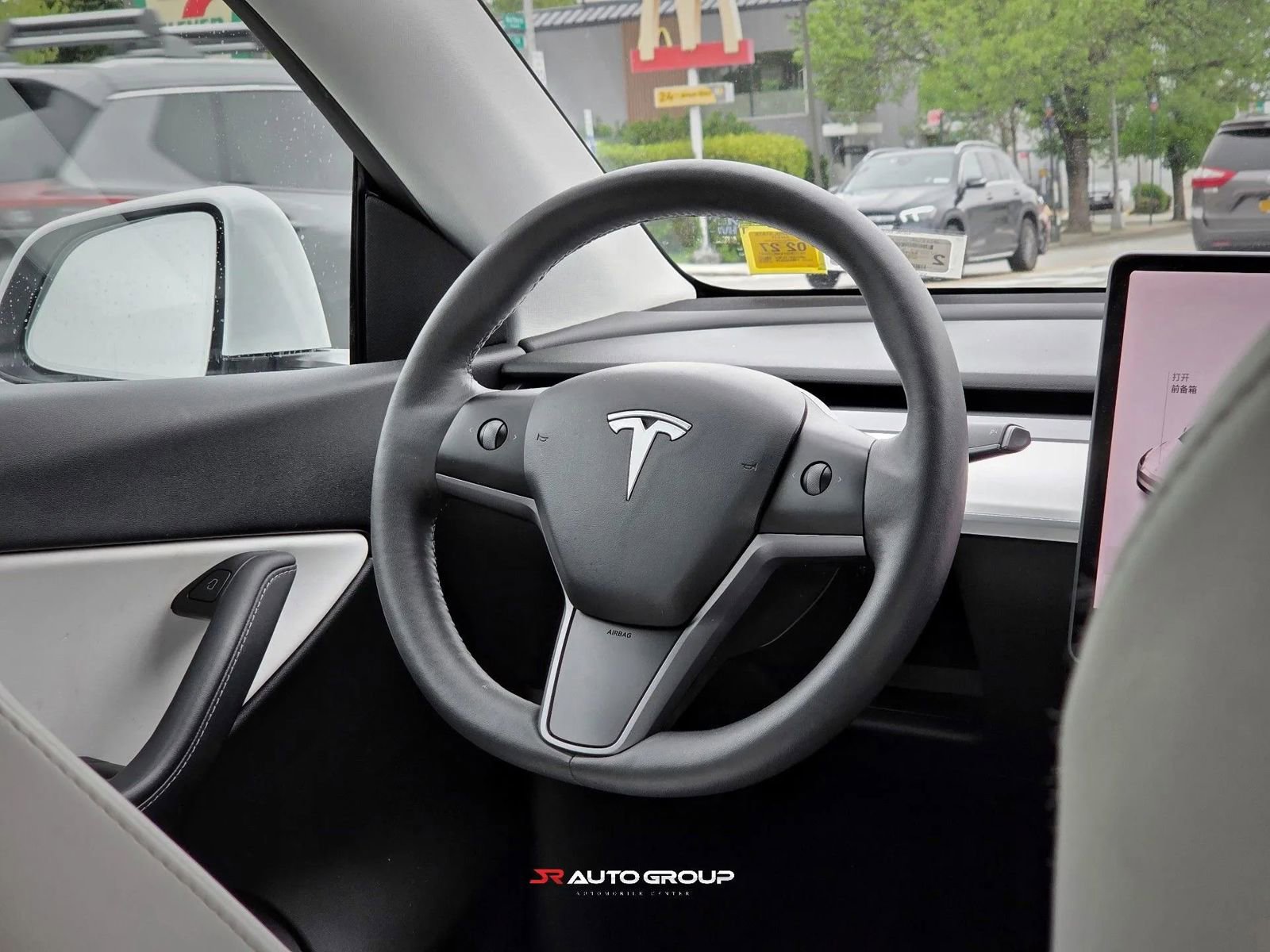 Used 2021 Tesla Model Y Long Range AWD/4WD image 13