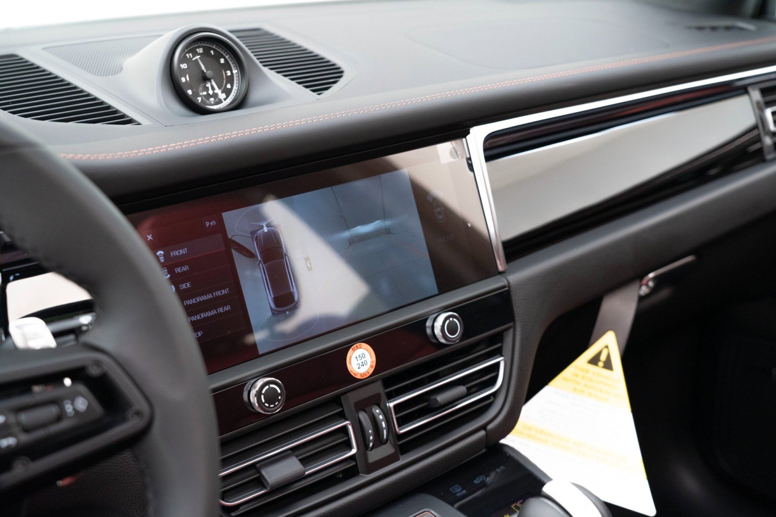 New 2026 Porsche Macan image 26