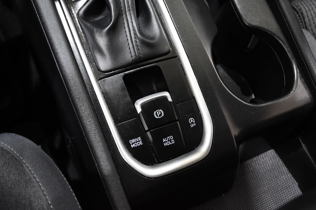 Used 2019 Hyundai Santa Fe SEL FWD image 25