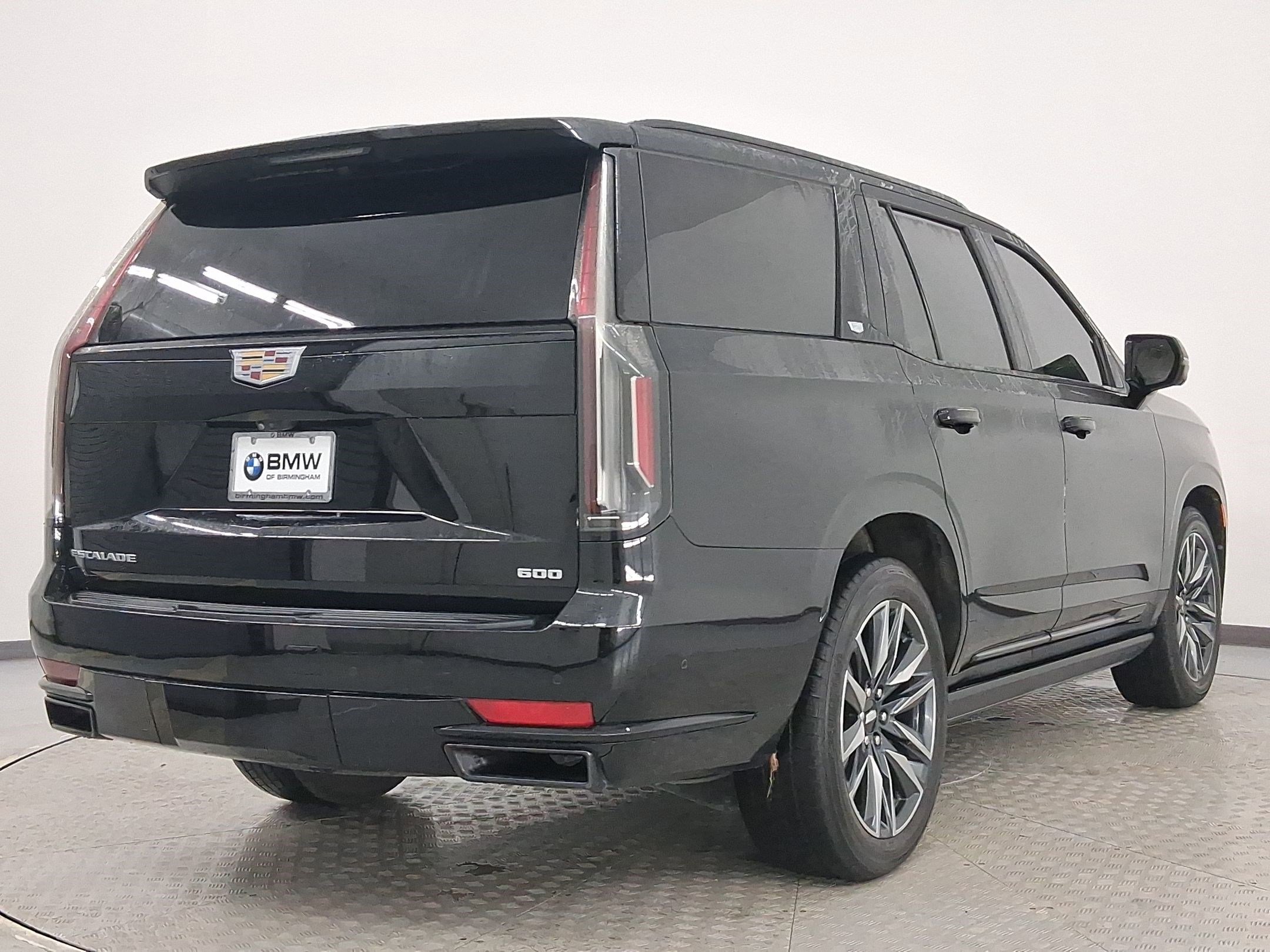 Used 2021 Cadillac Escalade Sport w/ Driver Assist Tech Package image 9