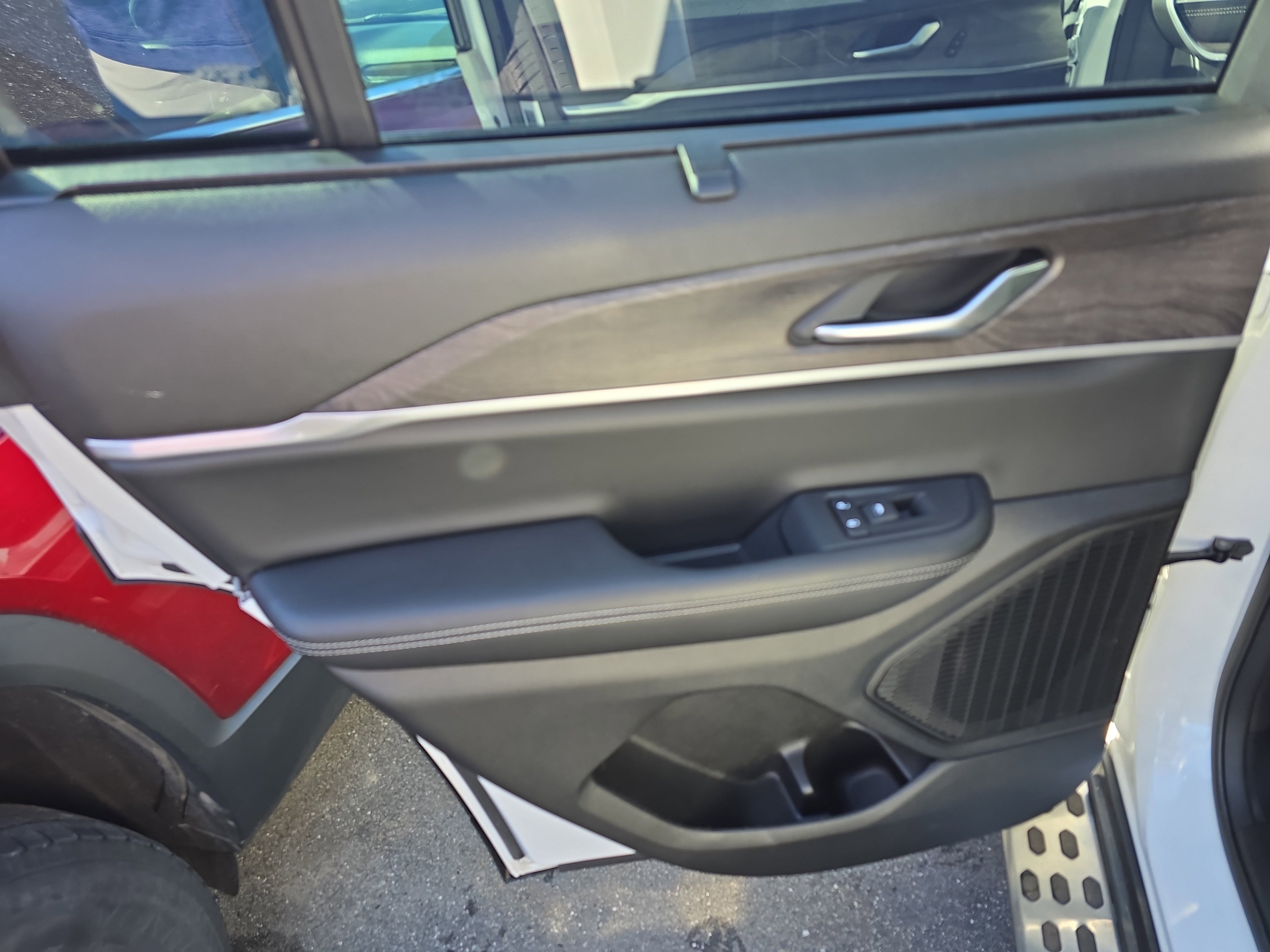 Used 2020 Jeep Grand Cherokee Overland image 15