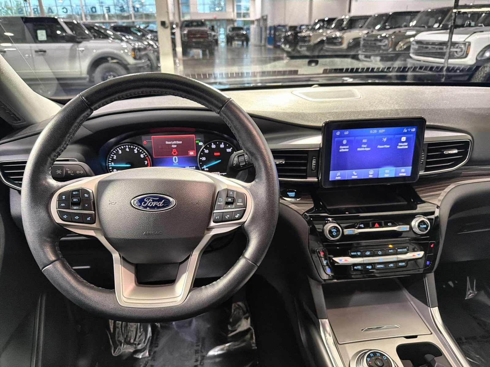 Used 2022 Ford Explorer Limited w/ Hybrid Equipment Group 310A image 27