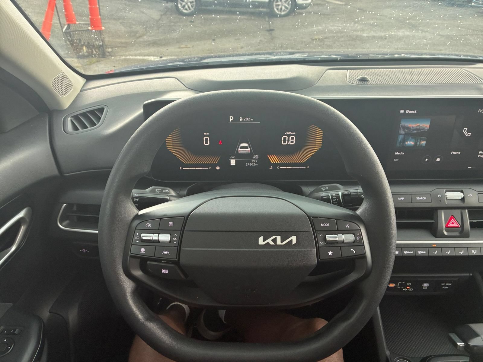 Used 2025 Kia K4 FWD image 29