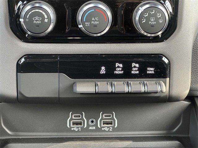 New 2025 RAM 1500 Big Horn image 6